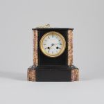 588997 Table clock